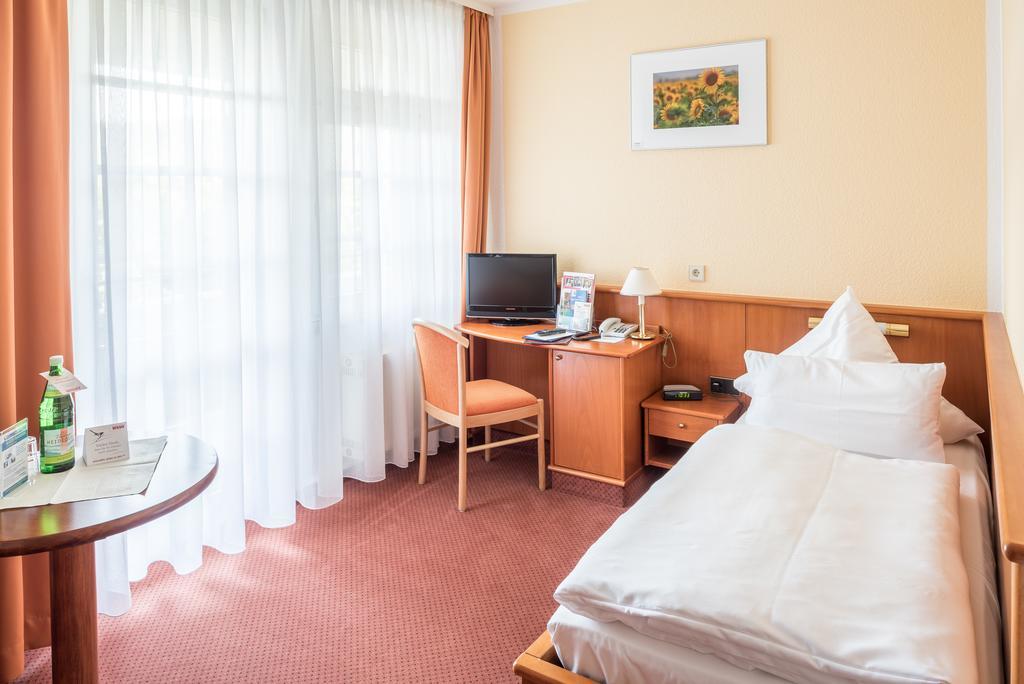 Vitalhotel Weisse Elster 바트엘스터 외부 사진