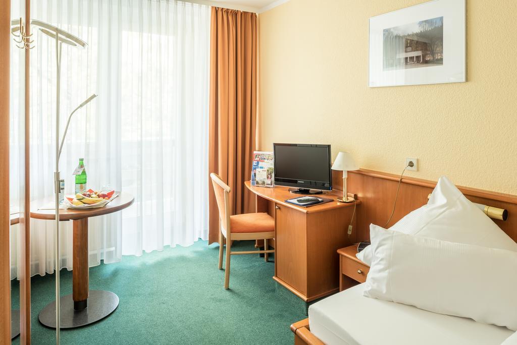 Vitalhotel Weisse Elster 바트엘스터 외부 사진